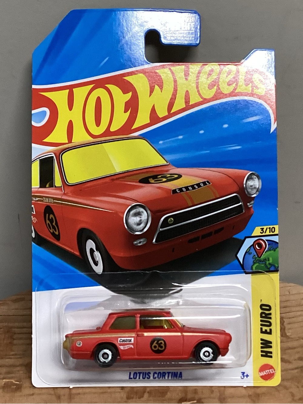 ๐ด NIB - Lotus Cortina 63 - Hot Wheels - Diecast - Collectible